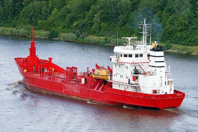 CHEMICAL TANKER 1982 DWT 2959 CHEMICAL TANKER 1982 DWT 2959