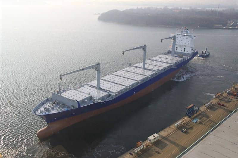 Container ship 2011 dwt 34943 Container ship 2011 dwt 34943