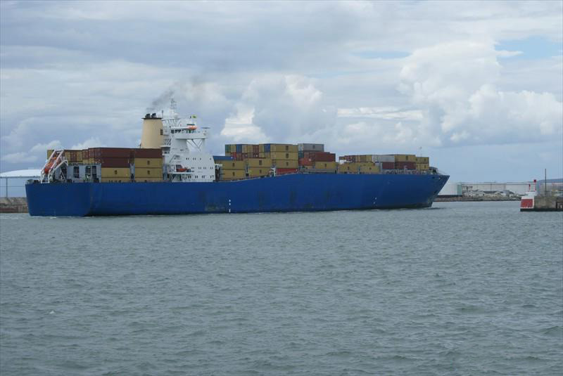 Container ship 1999 dwt 18779 Container ship 1999 dwt 18779