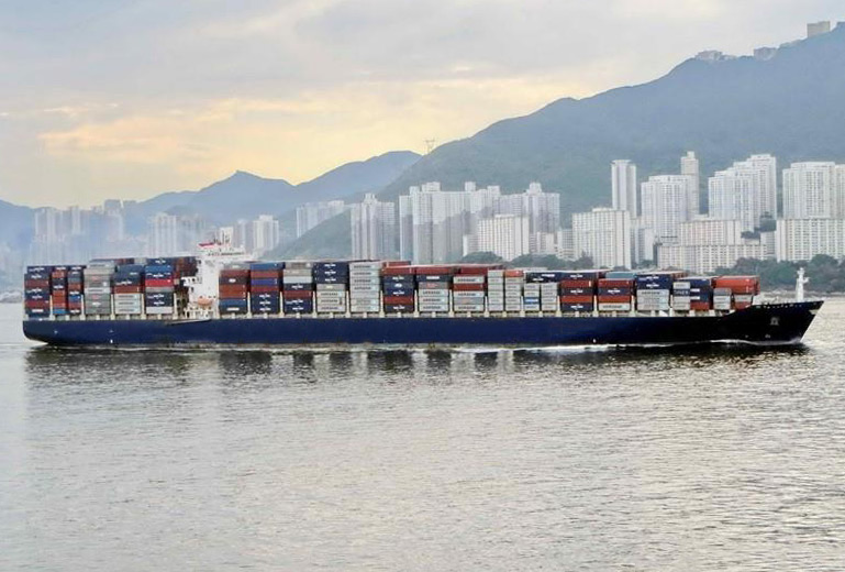 Container ship 2011 dwt 107000 Container ship 2011 dwt 107000