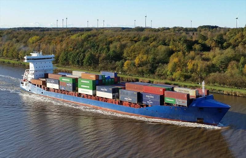Container ship 2011 dwt 13200 Container ship 2011 dwt 13200