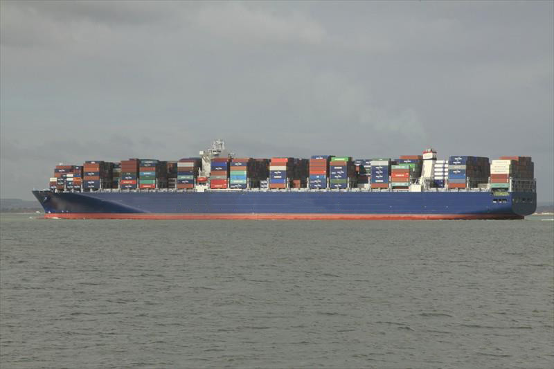 Container ship 2011 dwt 146112 Container ship 2011 dwt 146112
