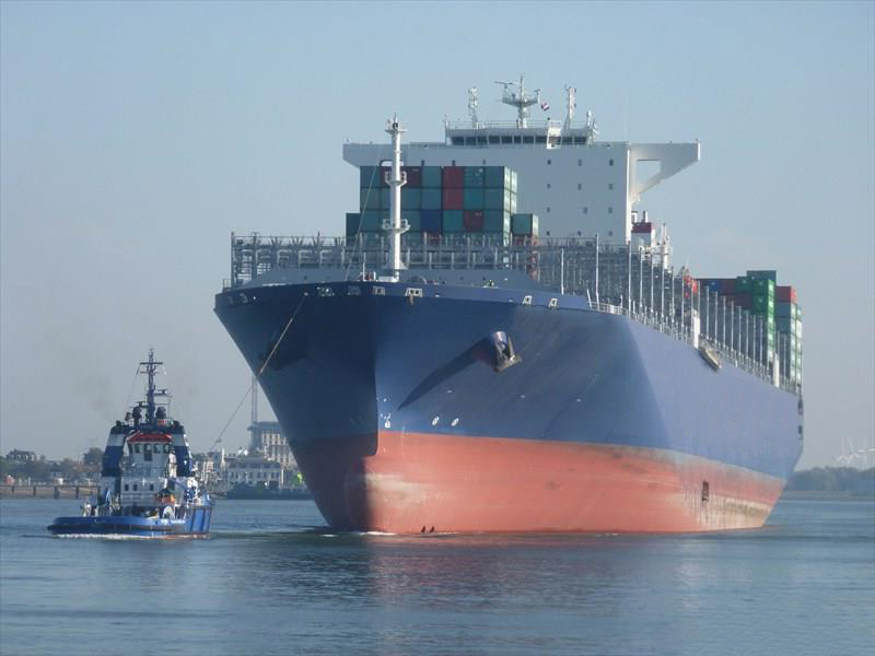 Container ship 2011 dwt 146112 Container ship 2011 dwt 146112